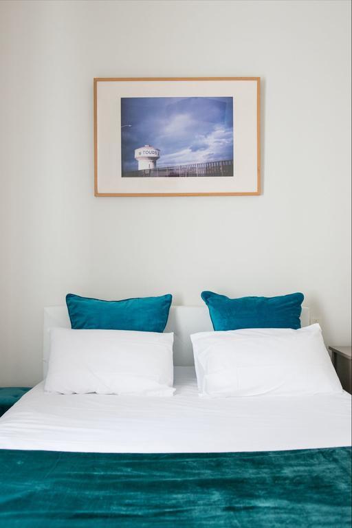 Mirabeau Hotel Tours