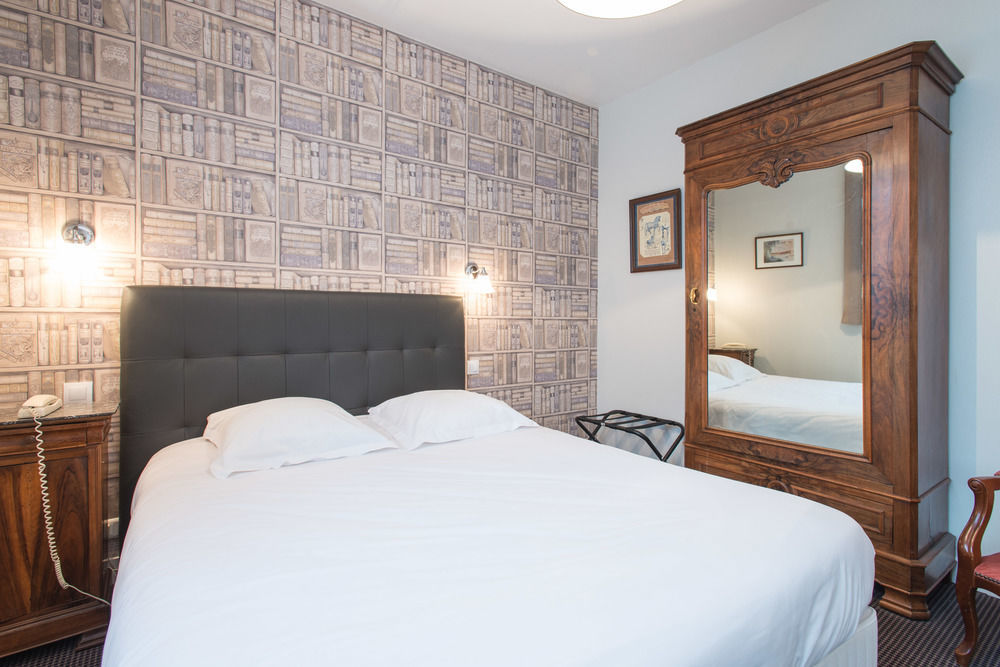 Mirabeau Hotel Tours